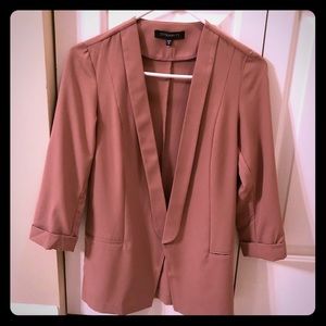 Gorgeous dressy blazer!